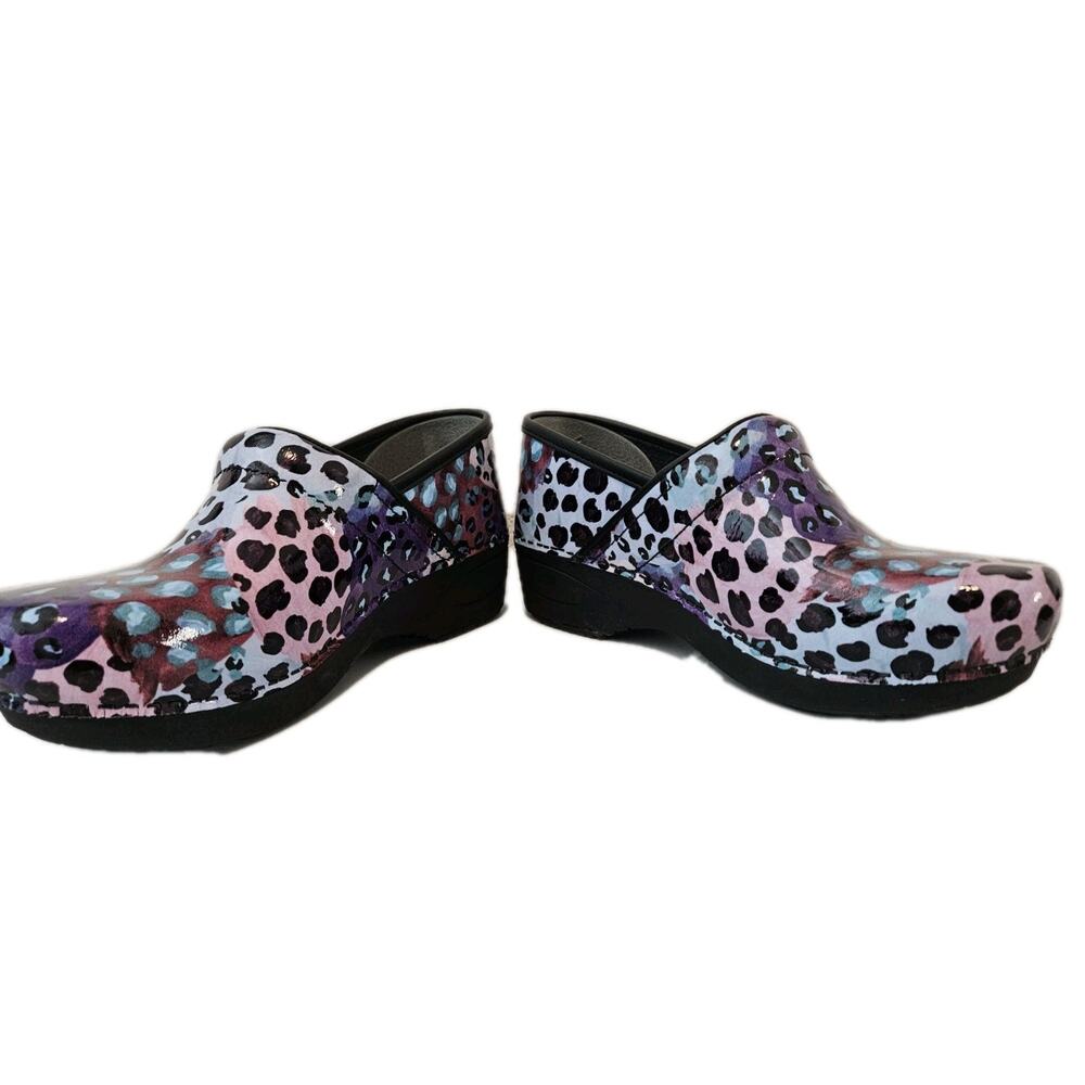 New! Dansko XP 2.0 Purple Leopard Patent Clogs Size 38, US 7.5-8 - Picture 7 of 13
